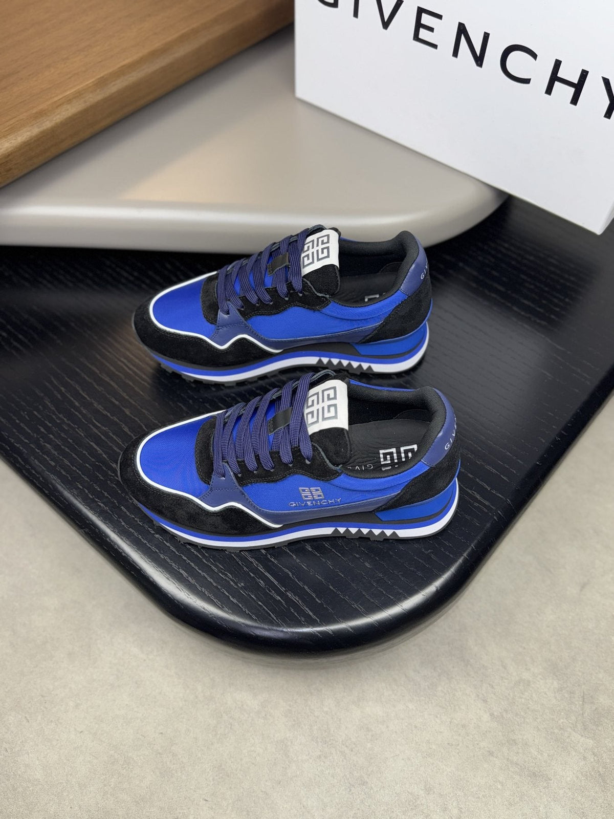 Givenchy Contrast-Trim Lace-Up Sneakers — front